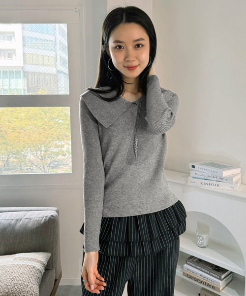 Jewelobe(ジュエローブ)の「ビッグカラーリブニットトップス(ニット/セーター・レディース・ネイビー/オフホワイト/グレー・FREE)」の4枚目の写真
