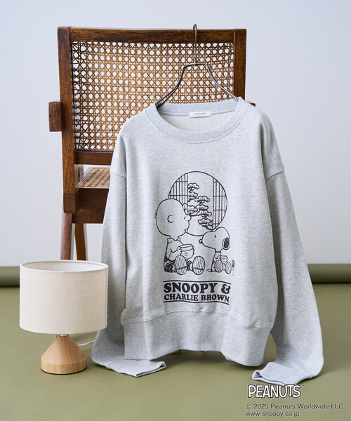 FREAK'S STORE(フリークスストア)の「PEANUTS Tea Room スウェット/ピーナッツ プリントスウェット(スウェット・レディース・ピンク/グリーン/ブラック/グレー・フリ-)」の2枚目の写真