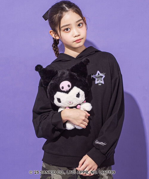 ZIDDY（ジディ）の「【クロミ】ロゴプリント刺しゅうフーディ(130~160cm)（スウェット・キッズ・オフホワイト/ブラック・FREE/130cm/150cm/140cm）」の2枚目の写真