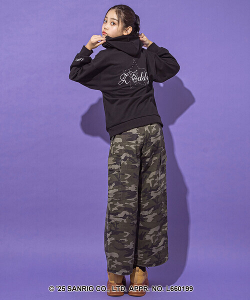 ZIDDY（ジディ）の「【クロミ】ロゴプリント刺しゅうフーディ(130~160cm)（スウェット・キッズ・オフホワイト/ブラック・FREE/130cm/150cm/140cm）」の8枚目の写真