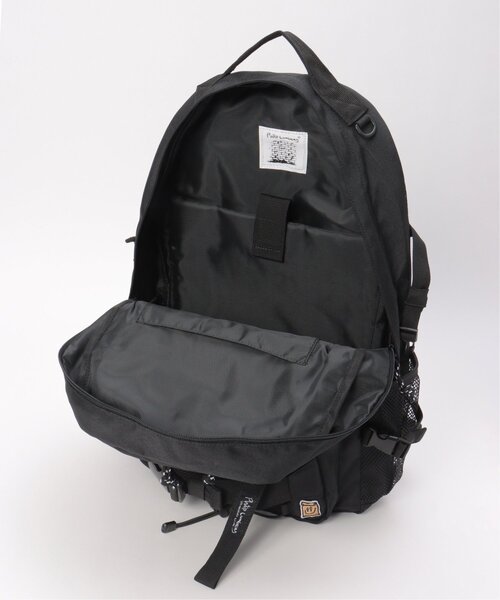 VENCEEXCHANGE(ヴァンスエクスチェンジ)の「Philip Lumbang/フィリップ・ランバン BOXロゴバンジーコードバックパック(バックパック/リュック・メンズ・ブラック/レッド・フリー)」の14枚目の写真