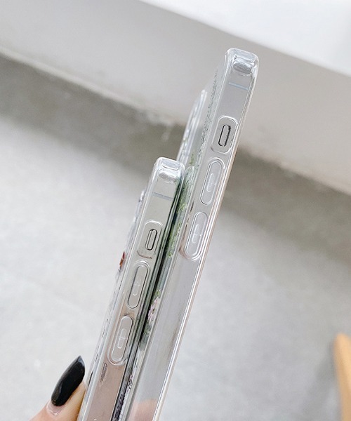 Fun & Daily(ファンアンドデイリー)の「Clear Flower iPhone Case 16 17 Pro ProMax Air / アイフォンケース(スマホケース/カバー・レディース・その他2/その他1・iPhone 16/iPhone 16 Pro/iPhone 17/iPhone 17 Pro/iPhone 17 Pro Max/iPhone Air/iPhone 16 Pro Max)」の7枚目の写真