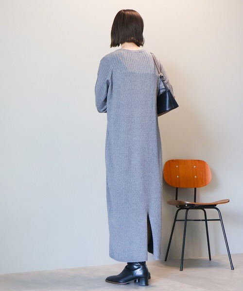 AMERICAN HOLIC(アメリカンホリック)の「バイパチリブヘンリーニットワンピース(ワンピース・レディース・ブラック/ネイビー/杢グレー・M/L)」の6枚目の写真