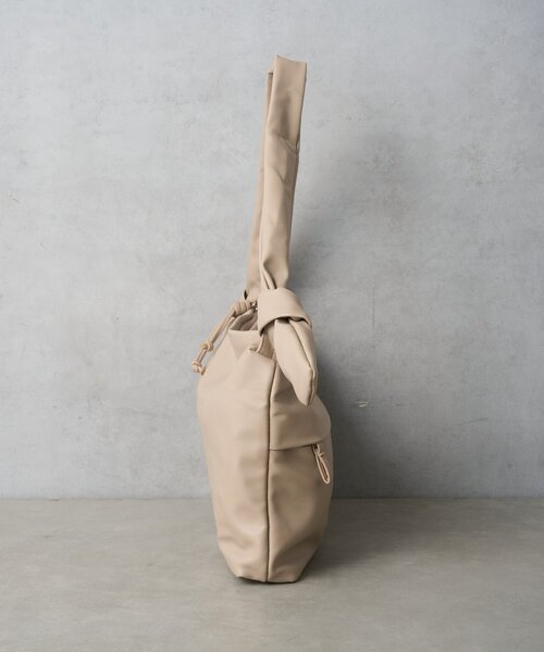 BIRTHDAY BAR（バースデイバー）の「PUFF HANDLE SHOULDER BAG　パフハンドルショルダーバッグ（ショルダーバッグ・レディース・ベージュ/ブラック・0）」の11枚目の写真