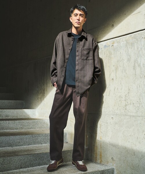 green label relaxing(グリーンレーベルリラクシング)の「ブークレ チェック ジャストルーズ シャツ(シャツ/ブラウス・メンズ・ダークグレー/ベージュ/ブラウン系・S/XL/L/M)」の5枚目の写真