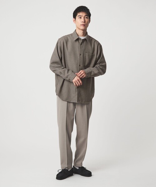 green label relaxing(グリーンレーベルリラクシング)の「ブークレ チェック ジャストルーズ シャツ(シャツ/ブラウス・メンズ・ダークグレー/ベージュ/ブラウン系・S/XL/L/M)」の7枚目の写真