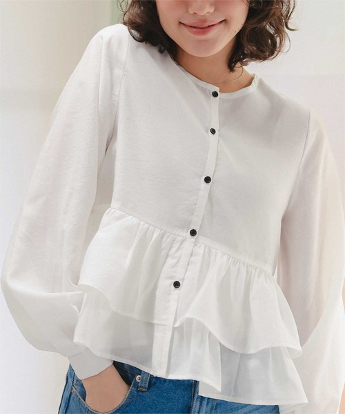 titivate（ティティベイト）の「ペプラムショートブラウス（シャツ/ブラウス・レディース・ホワイト/ライトグリーン/ライトピンク/ライトブルー/ブラック・L/M）」の2枚目の写真