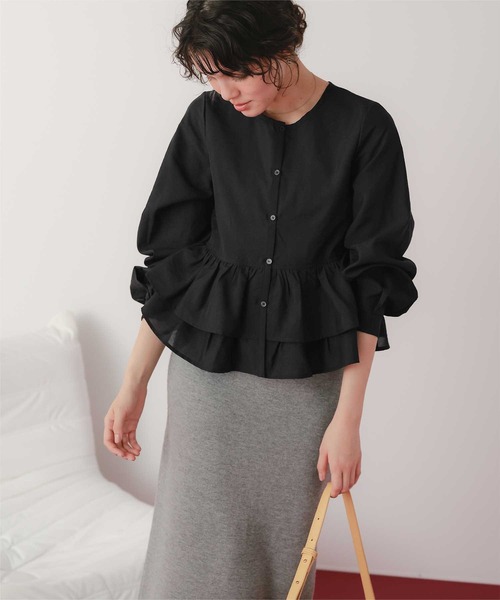 titivate（ティティベイト）の「ペプラムショートブラウス（シャツ/ブラウス・レディース・ホワイト/ライトグリーン/ライトピンク/ライトブルー/ブラック・L/M）」の3枚目の写真