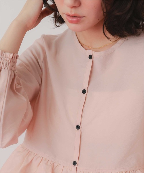 titivate（ティティベイト）の「ペプラムショートブラウス（シャツ/ブラウス・レディース・ホワイト/ライトグリーン/ライトピンク/ライトブルー/ブラック・L/M）」の6枚目の写真