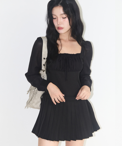 ILLIGO(イリゴ)の「プレッピーリボンプリーツワンピースブラック(ワンピース・レディース・その他・SMALL/MEDIUM)」の1枚目の写真