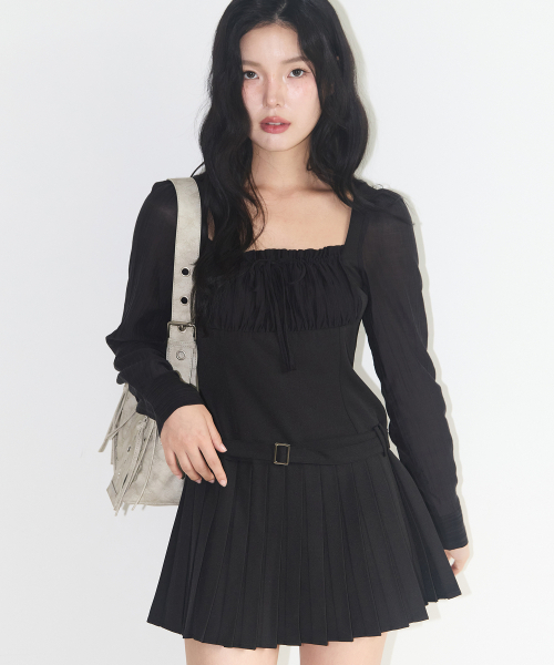ILLIGO(イリゴ)の「プレッピーリボンプリーツワンピースブラック(ワンピース・レディース・その他・SMALL/MEDIUM)」の2枚目の写真
