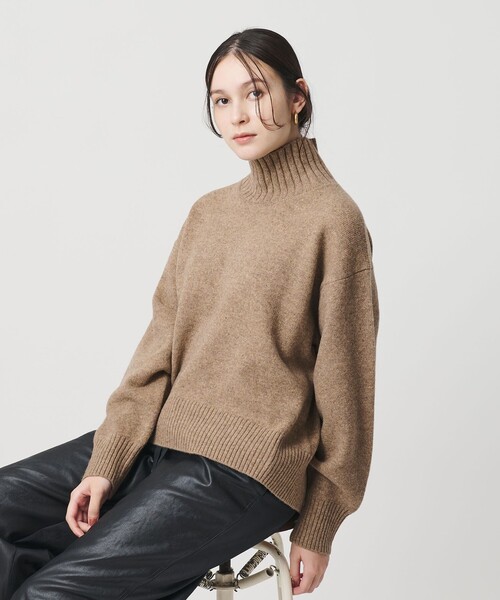 BEAUTY&YOUTH UNITED ARROWS(ビューティーアンドユースユナイテッドアローズ)の「ウールカシミヤ アクアタートルネックニット(ニット/セーター・レディース・オレンジ/ベージュ/ダークグレー・FREE)」の2枚目の写真