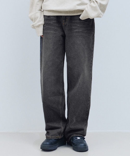 F.ILLUMINATE(フィルミネイト)の「ワイドテーパードデニムパンツ-ブラック(デニムパンツ・レディース・その他・SMALL/MEDIUM/LARGE)」の1枚目の写真