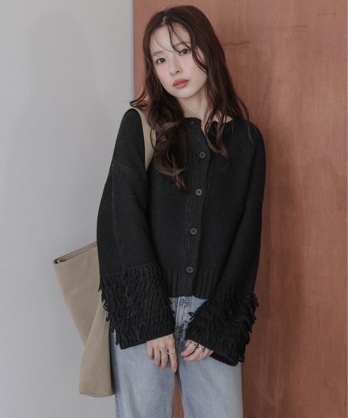 AMELY(エミリー)の「ガーター編みニットカーディガン(カーディガン/ボレロ・レディース・ブラック/ブラウン/グレー/ライトベージュ・フリー)」の2枚目の写真