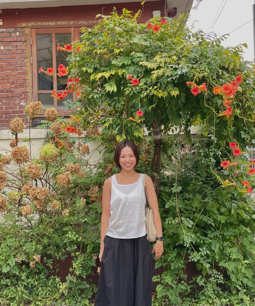 MUSINSA STANDARD WOMAN（ムシンサスタンダードウーマン）の「ウィメンズクロップタンクトップ[ホワイト]（Tシャツ/カットソー・レディース・その他・SMALL/MEDIUM/LARGE/X-SMALL）」の7枚目の写真