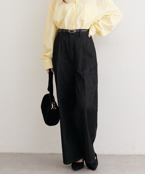 natural couture（ナチュラルクチュール）の「センタープレスデニムパンツ（デニムパンツ・レディース・ブルー/ブラック・SMALL/MEDIUM/LARGE）」の4枚目の写真