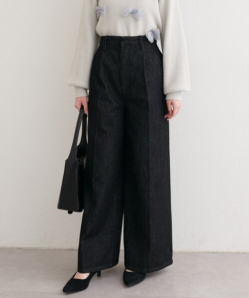 natural couture（ナチュラルクチュール）の「センタープレスデニムパンツ（デニムパンツ・レディース・ブルー/ブラック・SMALL/MEDIUM/LARGE）」の8枚目の写真