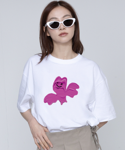 GRAVER（グレーバー）の「[ユニセックス]ペインティングバードスマイル半袖Tシャツ_ホワイト（Tシャツ/カットソー・レディース・ホワイト・X-LARGE/SMALL/MEDIUM/LARGE）」の3枚目の写真