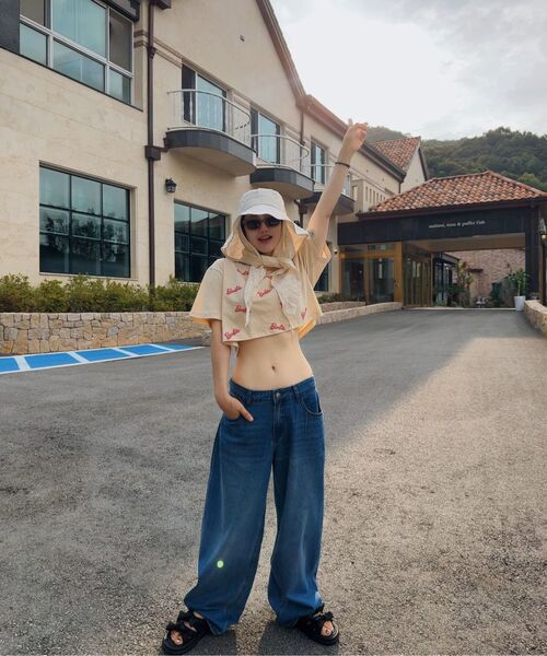 LADY VOLUME(レディーボリューム)の「リリーワイドジーンズ(デニムパンツ・レディース・その他・MEDIUM/LARGE/SMALL)」の8枚目の写真