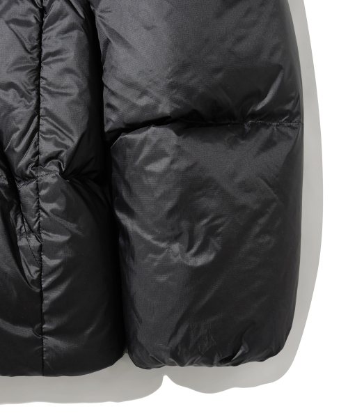 PHYPS MOTORCYCLE(フィップスモーターサイクル)の「H-Tech Dimensional Down Puffer Jacket Black(ダウンジャケット/コート・レディース・その他・SMALL/MEDIUM/LARGE/X-LARGE)」の9枚目の写真