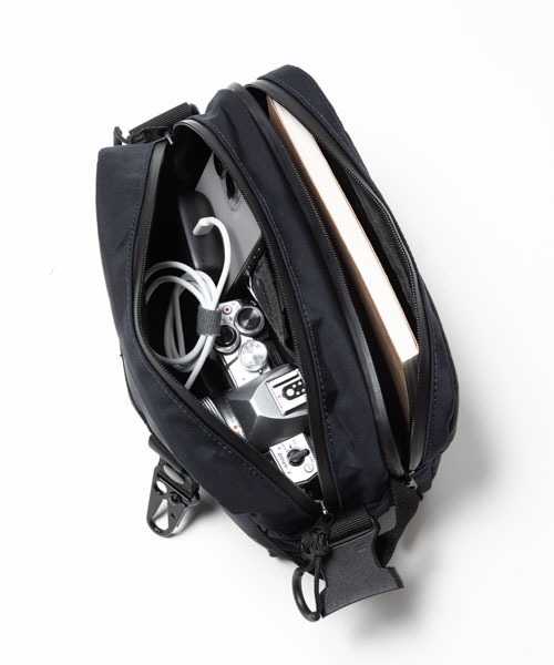 MAKAVELIC(マキャベリック)の「【RES】【MAKAVELIC】OMMAND WAIST BAG(ショルダーバッグ・メンズ・ブラック/ネイビー・FREE)」の7枚目の写真