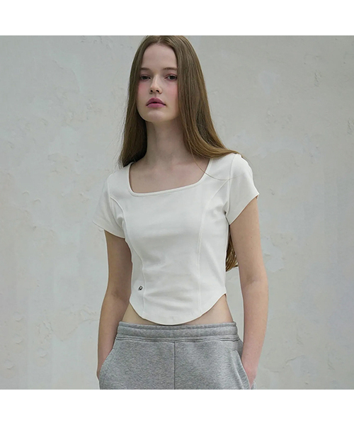 Vivacious(ビバシャス)の「Neuel Square Neck Line Crop T-Shirt - 5COL(Tシャツ/カットソー・レディース・グレー/ブラック/アイボリー/スカイブルー/チャコール・MEDIUM/SMALL)」の2枚目の写真