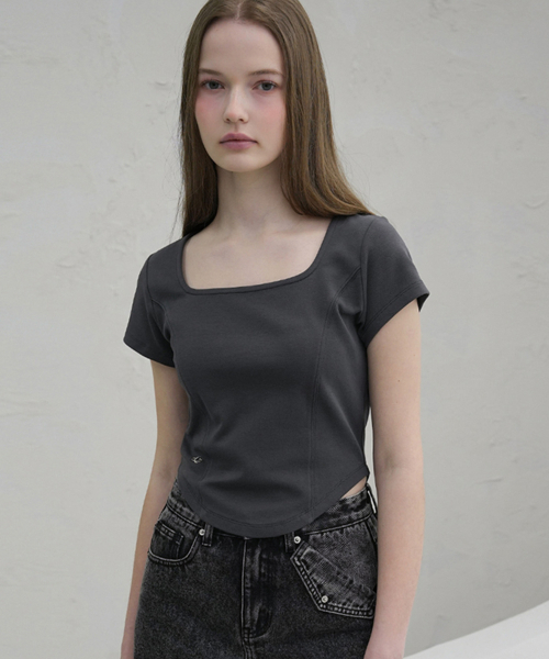 Vivacious(ビバシャス)の「Neuel Square Neck Line Crop T-Shirt - 5COL(Tシャツ/カットソー・レディース・グレー/ブラック/アイボリー/スカイブルー/チャコール・MEDIUM/SMALL)」の14枚目の写真