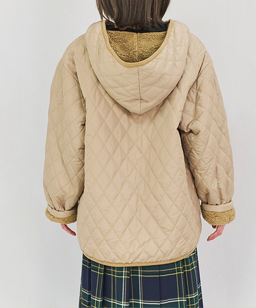 Fizz（フィズ）の「フード付き　裏ボアキルティングジャケット（ブルゾン・レディース・アイボリー/ブラック/カーキ/ベージュ/ネイビー・M）」の15枚目の写真