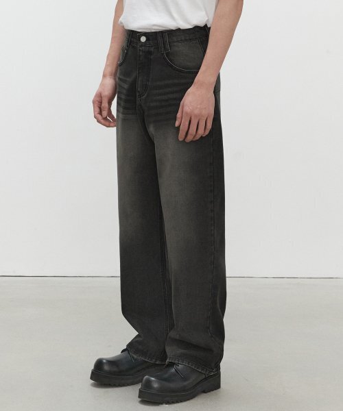 DECET(デケト)の「Mid Rise Wide Jeans DCPT027YLBlack(デニムパンツ・レディース・その他・34/32/30/26/28)」の2枚目の写真