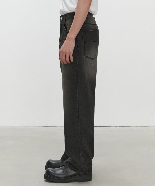 DECET(デケト)の「Mid Rise Wide Jeans DCPT027YLBlack(デニムパンツ・レディース・その他・34/32/30/26/28)」の3枚目の写真