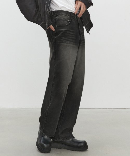 DECET(デケト)の「Mid Rise Wide Jeans DCPT027YLBlack(デニムパンツ・レディース・その他・34/32/30/26/28)」の9枚目の写真
