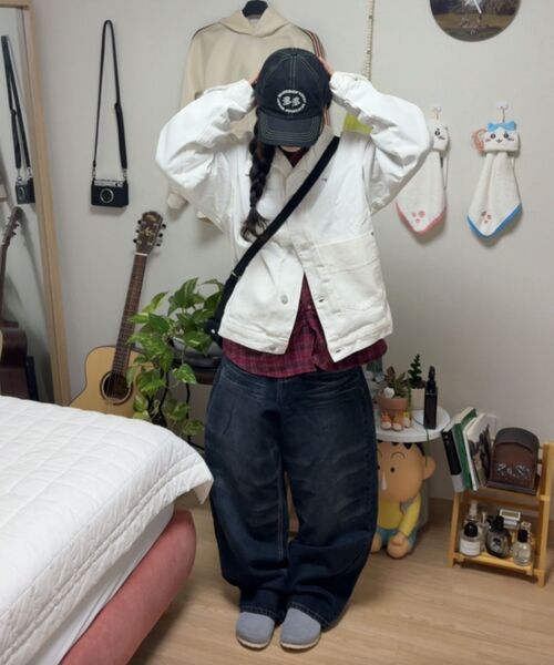 DECET(デケト)の「Mid Rise Wide Jeans DCPT027YLBlack(デニムパンツ・レディース・その他・34/32/30/26/28)」の15枚目の写真