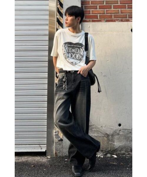 DECET(デケト)の「Mid Rise Wide Jeans DCPT027YLBlack(デニムパンツ・レディース・その他・34/32/30/26/28)」の16枚目の写真