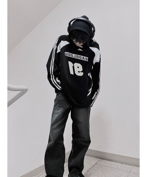 DECET(デケト)の「Mid Rise Wide Jeans DCPT027YLBlack(デニムパンツ・レディース・その他・34/32/30/26/28)」の17枚目の写真