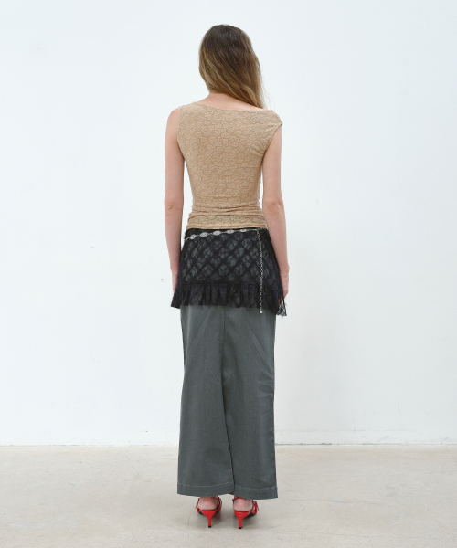 AOPT(アオプト)の「FLORAL UNBALANCE SLEEVELESS TOP - BEIGE(Tシャツ/カットソー・レディース・その他・SMALL/MEDIUM)」の4枚目の写真
