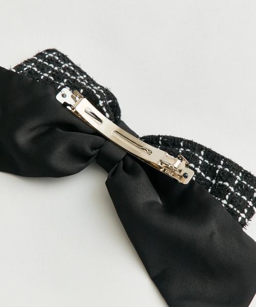 OLIVE des OLIVE（オリーブデオリーブ）の「【インフルエンサー企画】YUI リボンバレッタ（バレッタ/ヘアクリップ・レディース・ブラック・FREE）」の2枚目の写真