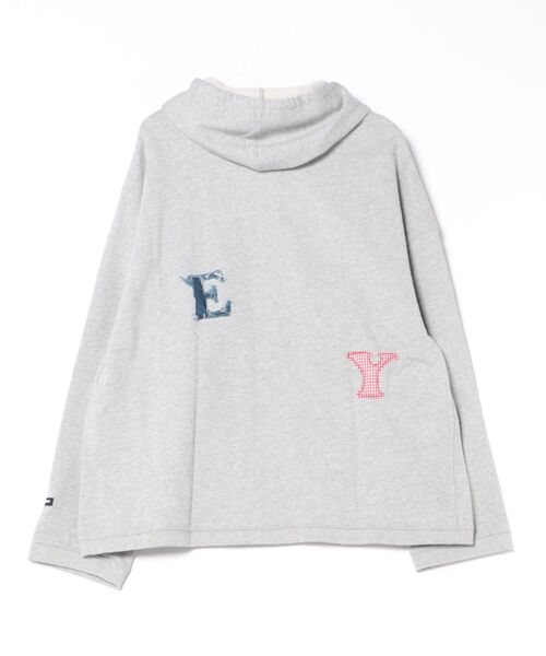 Little sunny bite（リトルサニーバイト）の「【Little Sunny Bite】alphabet hoodie（パーカー・レディース・ブラック/グレー/ホワイト・MEDIUM/SMALL）」の12枚目の写真