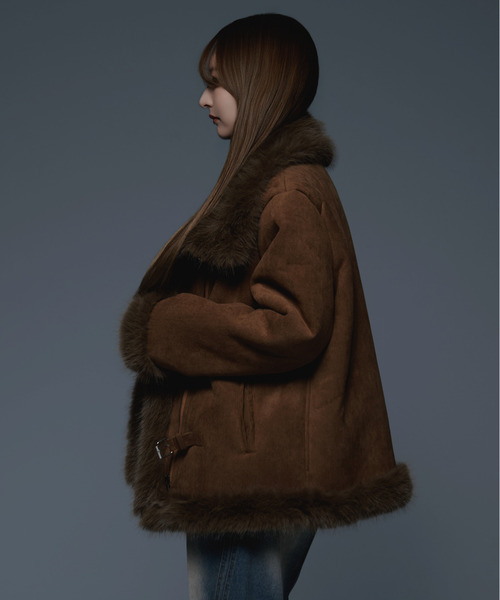 .KOM(ドットコム)の「『.KOM/ドットケーオーエム』ムートン系JKT【GC】(ムートンコート・レディース・ブラック/キャメル・M)」の9枚目の写真