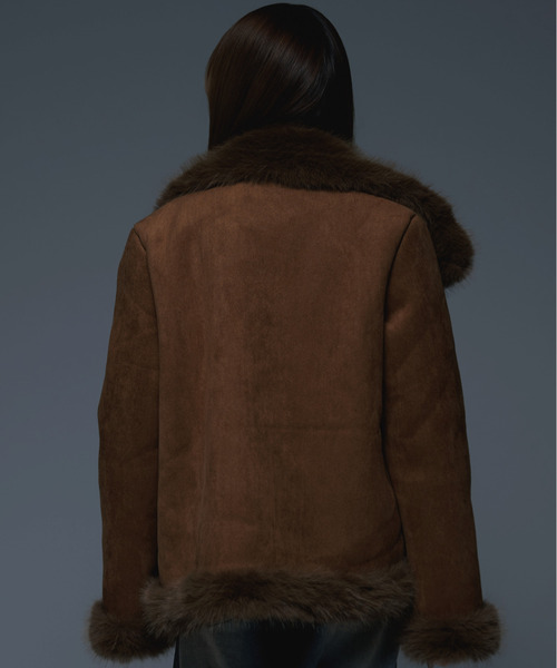 .KOM(ドットコム)の「『.KOM/ドットケーオーエム』ムートン系JKT【GC】(ムートンコート・レディース・ブラック/キャメル・M)」の10枚目の写真