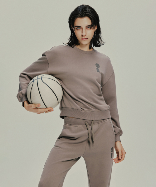 IBA NENETS(イバネネツ)の「アイロゴステディスウェットパンツ-ブラウン(スウェットパンツ・レディース・その他・SMALL/MEDIUM)」の2枚目の写真