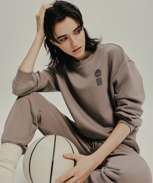 IBA NENETS(イバネネツ)の「アイロゴステディスウェットパンツ-ブラウン(スウェットパンツ・レディース・その他・SMALL/MEDIUM)」の3枚目の写真