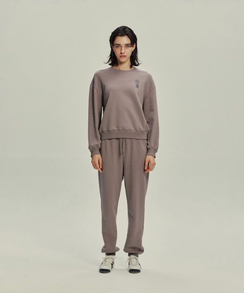 IBA NENETS(イバネネツ)の「アイロゴステディスウェットパンツ-ブラウン(スウェットパンツ・レディース・その他・SMALL/MEDIUM)」の4枚目の写真