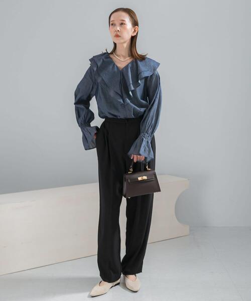 URBAN RESEARCH ROSSO WOMEN（アーバンリサーチ　ロッソ）の「ジョーゼットタックテーパードパンツ（その他パンツ・レディース・オフホワイト/ブラック・36/38）」の12枚目の写真