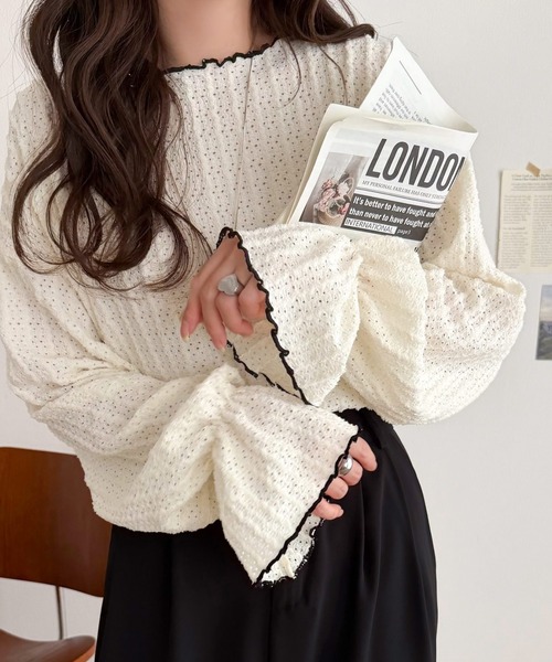 classicalelf(クラシカルエルフ)の「《9月上旬再入荷!予約受付中》甘すぎない、透け感フェミニン。透かし編みキャンディスリーブ配色メロウトップス(Tシャツ/カットソー・レディース・ブラウン/ブラック/アイボリー/ライトグレー・LARGE/MEDIUM/SMALL/X-LARGE)」の5枚目の写真
