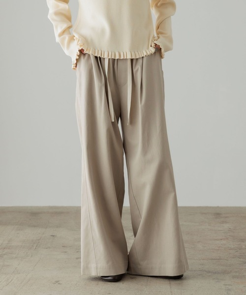 LOWRYS FARM(ローリーズファーム)の「イージーバギーデニム 601067(デニムパンツ・レディース・ブルー/ピンク/ライトブルー/ブラック/アイボリー/ベージュ/ブラック系その他・LARGE/MEDIUM/SMALL)」の5枚目の写真