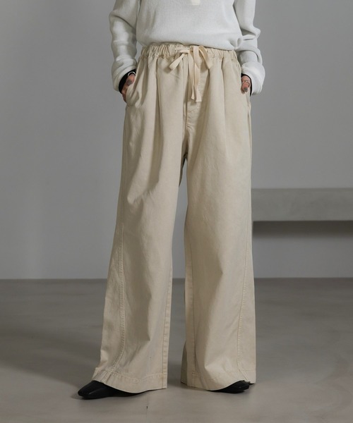 LOWRYS FARM(ローリーズファーム)の「イージーバギーデニム 601067(デニムパンツ・レディース・ブルー/ピンク/ライトブルー/ブラック/アイボリー・LARGE/MEDIUM)」の2枚目の写真