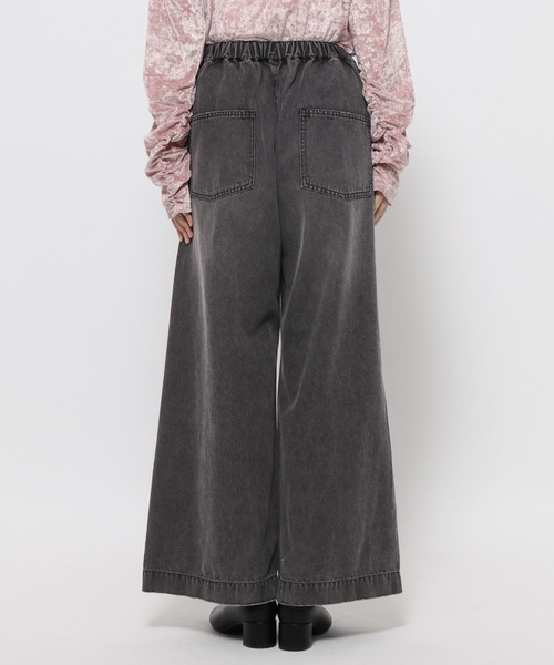 LOWRYS FARM(ローリーズファーム)の「イージーバギーデニム 601067(デニムパンツ・レディース・ブルー/ピンク/ライトブルー/ブラック/アイボリー・LARGE/MEDIUM)」の18枚目の写真