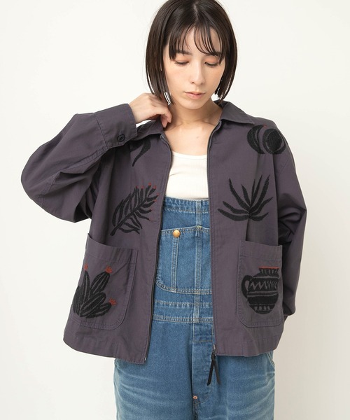 RNA-N(アールエヌエーエヌ)の「J2188 エンブロイダリーブルゾン(ブルゾン・レディース・グレー系その他/カーキ・FREE)」の3枚目の写真