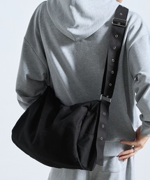 SERACE（セラス）の「【SERACE】Loose big boston shoulder bag   ルーズビッグボストンショルダーバッグ（ショルダーバッグ）」