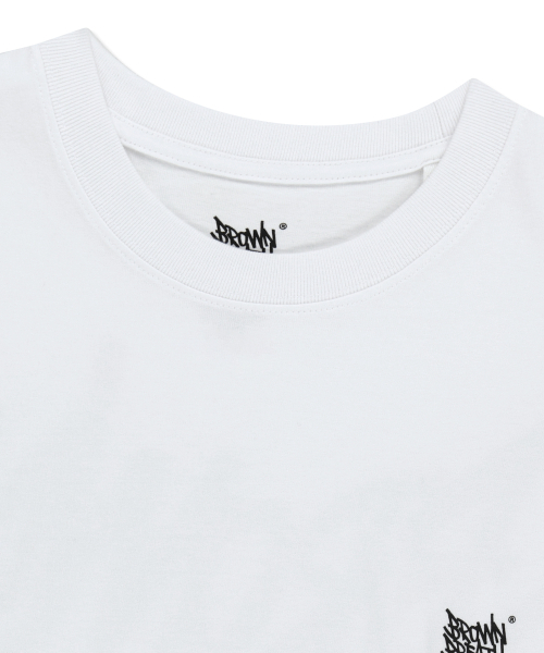 BROWNBREATH（ブラウンブレス）の「TAG OG TEE - WHITE（Tシャツ/カットソー・レディース・その他・L/XL/2XL/M/S）」の3枚目の写真